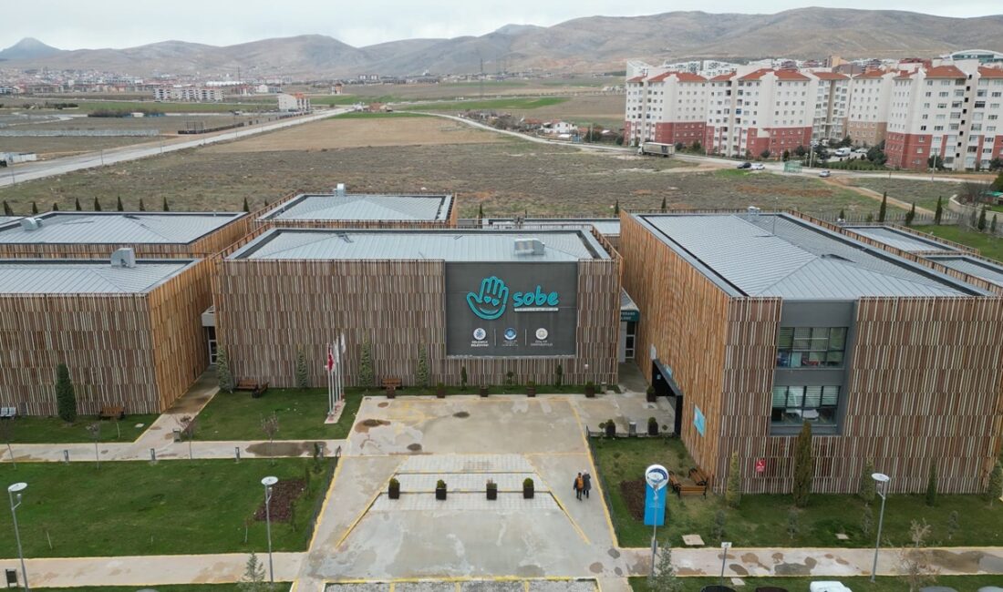 Konya’da otizmli bireyler ile ailelerinin yaşam kalitesini artırmak amacıyla hayata