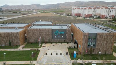 Konya’da otizmli bireyler ile ailelerinin yaşam kalitesini artırmak amacıyla hayata
