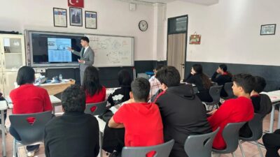 Konya'nın Yalıhüyük ilçesinde eğitim öğretim hayatına devam eden gençlerin geleceğe