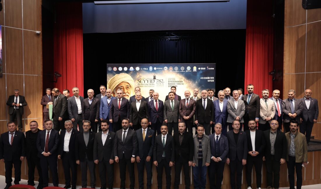 Hz. Mevlânâ’nın manevi dünyasının şekillenmesinde ve Konya’da ilim meşalesini yakmasında