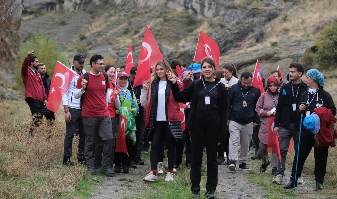 Cumhuriyetimizin kuruluşunun 103. yıl dönümü kutlamaları kapsamında Konya’da anlamlı ve